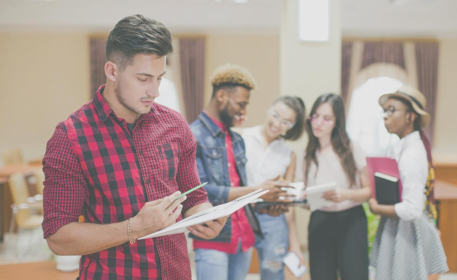 Wirtschaftliche Datenanalyse und Kennzahlen